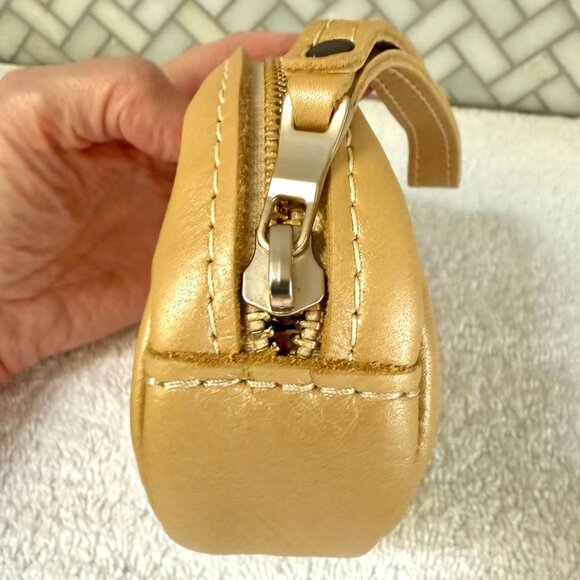 Portland Leather Champagne Small Roswell Pouch - Brand New - Picture 7 of 8